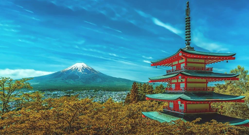 Image of Pagoda with mount Fuji in the distance